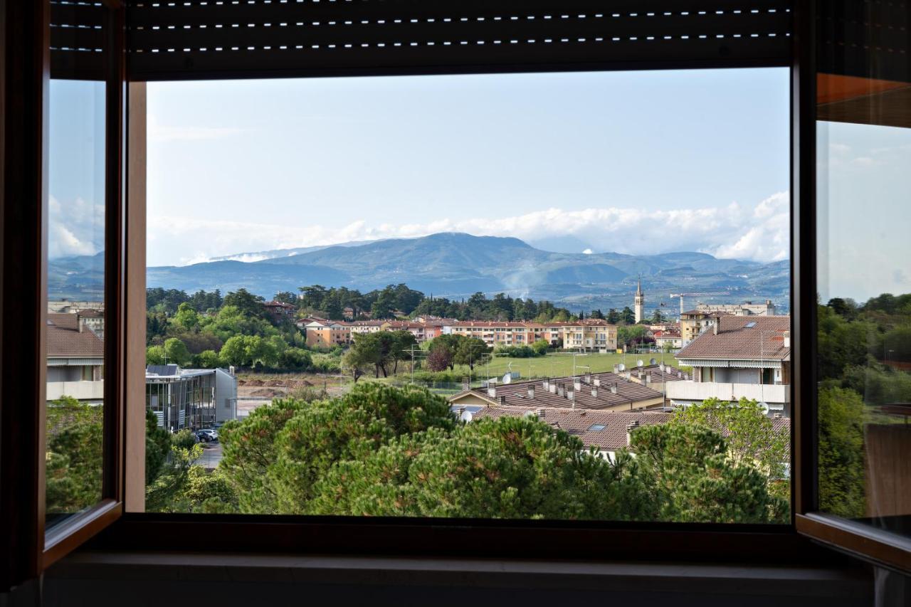 Pitagora Apartment Verona Exteriör bild